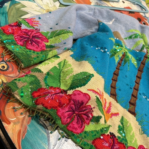 Vintage Hawaii sweater - Picture 8 of 11